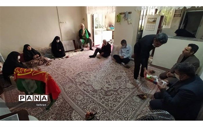 نیکبخت:دیدار با خانواده شهدا ضامن تقویت روحیه انقلابی است