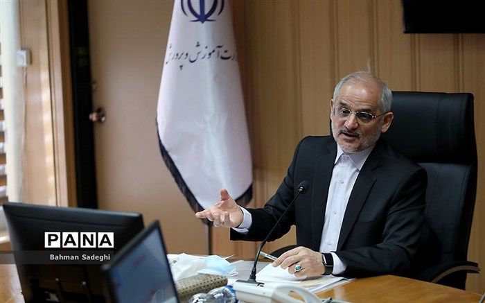 وزیر آموزش و پرورش به سوالات نمایندگان مجلس پاسخ داد