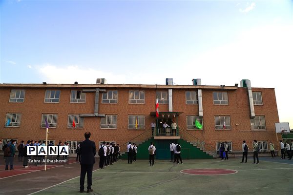 مدارس زیر سایه کرونا - 2