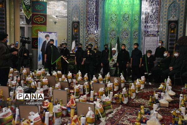 اهدایی بسته های معیشتی در مسجد عباسیه تبریز