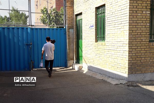 مدارس زیر سایه کرونا-5