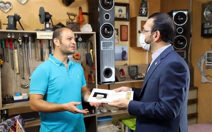 اعطای نشان ملی مرغوبیت به 3 اثر صنایع دستی زنجان