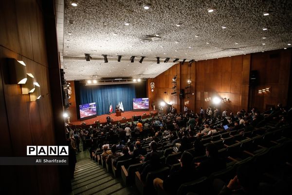 مراسم آغاز سال تحصیلی ۱۴۰۰-۱۳۹۹ دانشگاه‌ها