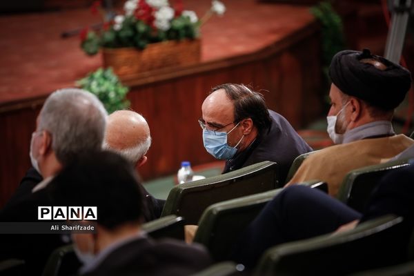 مراسم آغاز سال تحصیلی ۱۴۰۰-۱۳۹۹ دانشگاه‌ها