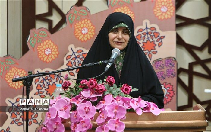 دری: آموزش دروس عملی و کارگاهی هنرستان ها حضوری است