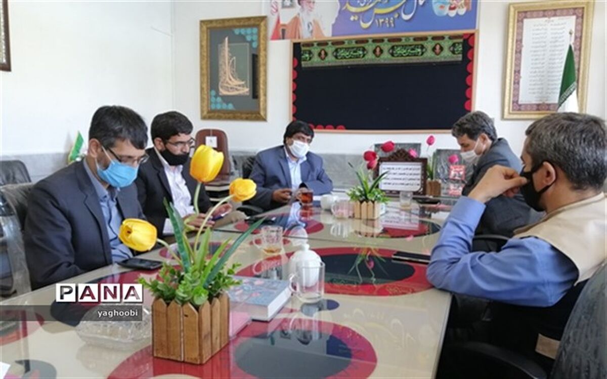 با کمک های جمع آوری شده در مهر عاطفه هامی توان نسبت به خرید تبلت با قیمت مناسب اقدام کرد