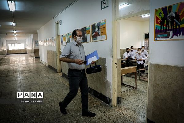 مدارس زیر سایه کرونا-7