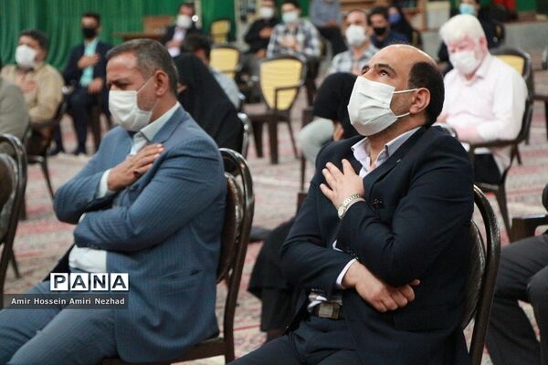 تجلیل از برگزیدگان کشوری و نخبگان قرآنی یزد