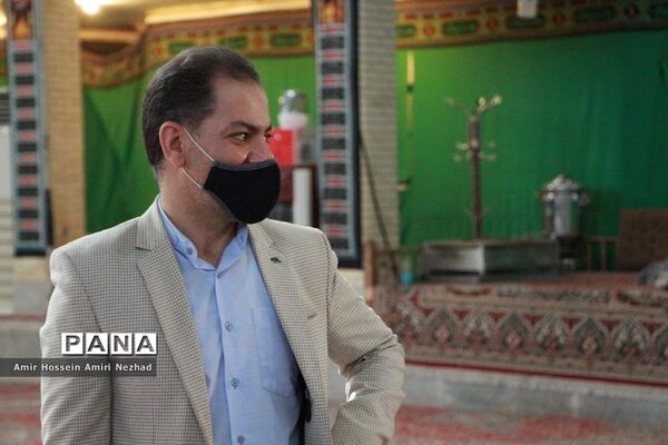تجلیل از برگزیدگان کشوری و نخبگان قرآنی یزد