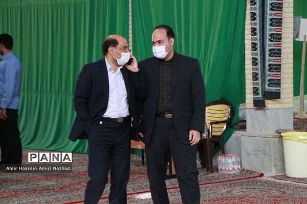 تجلیل از برگزیدگان کشوری و نخبگان قرآنی یزد