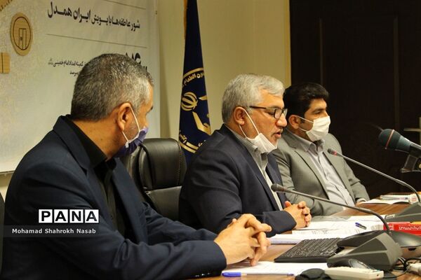 نشست خبری مدیرکل کمیته امداد امام خمینی (ره) و رییس سازمان دانش‌آموزی خوزستان