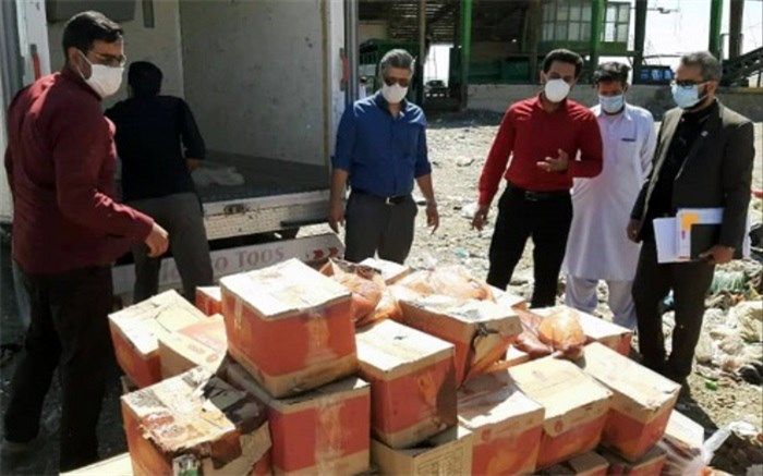بیش از 640 کیلوگرم فرآورده خوراکی تاریخ مصرف گذشته در زاهدان معدوم شد