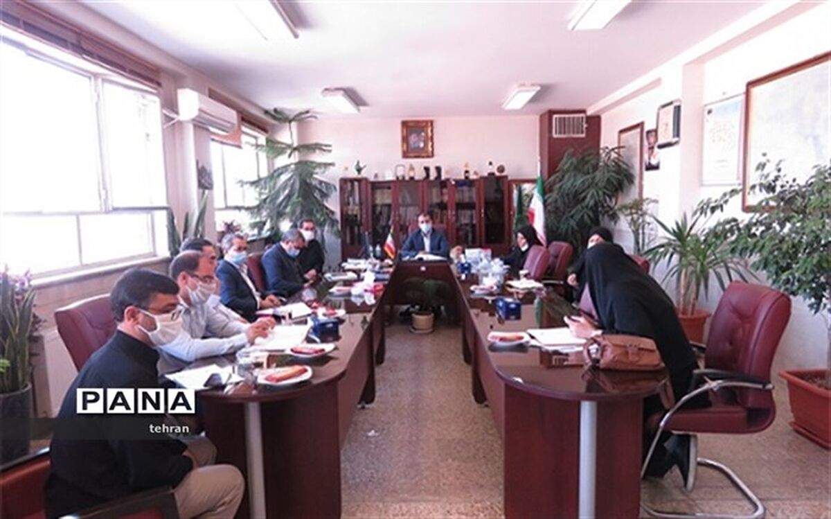 فروتن: راه اندازی آزمایشگاه های پژوهشسرای رشد و تولید محتوای الکترونیک اولویت است