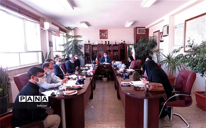 فروتن: راه اندازی آزمایشگاه های پژوهشسرای رشد و تولید محتوای الکترونیک اولویت است