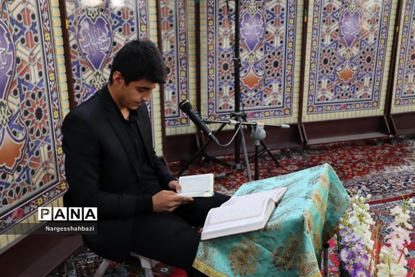 دیدار صمیمی امام جمعه شهرقدس با یاوران قرآن