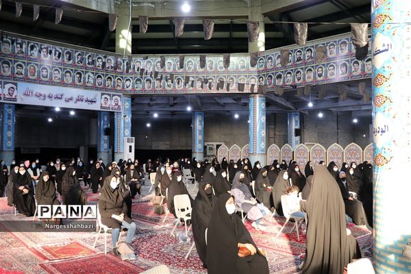 دیدار صمیمی امام جمعه شهرقدس با یاوران قرآن