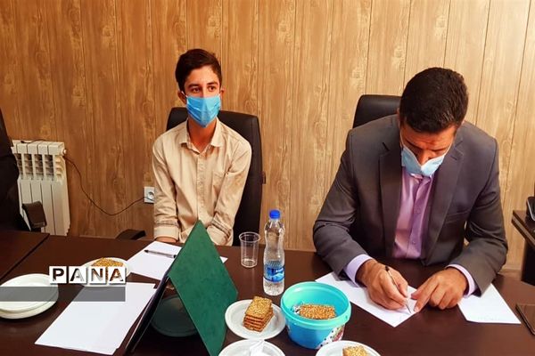 جلسه هماهنگی نمایندگان دهمین دوره مجلس دانش‌آموزی استان البرز