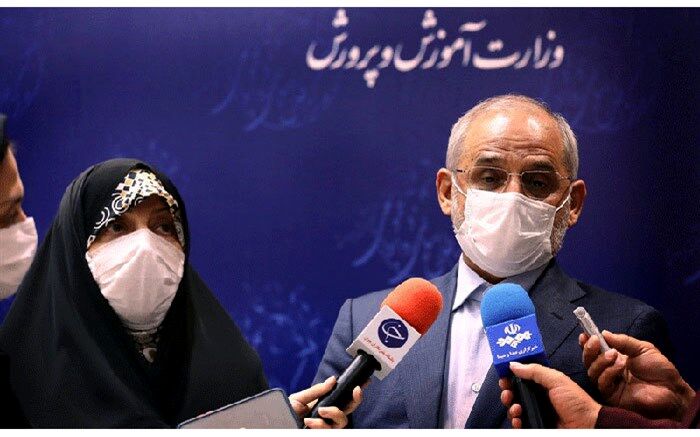 حاجی میرزایی خبر داد: استخدام 25 هزار معلم و تعیین تکلیف حق التدریس‌ها