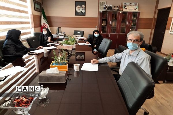 جلسه  ویدئو کنفرانس  مشاوران پایگاه‌های انتخاب رشته داوطلبان کنکور منطقه 13