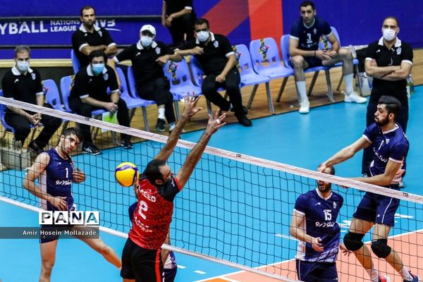 دیدار تیم های شهرداری ارومیه و پیکان تهران