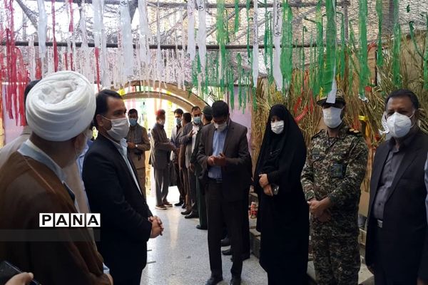 برپایی نمایشگاه هفته دفاع مقدس در اداره‌کل آموزش و پرورش سیستان و بلوچستان