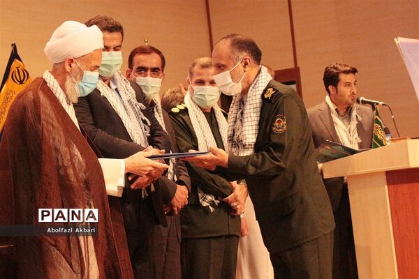تجلیل از رزمندگان دفاع مقدس مازندران