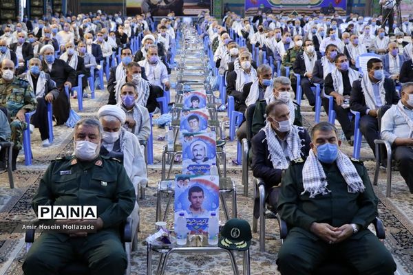 مراسم تجلیل از پیشکسوتان دفاع مقدس در آذربایجان غربی