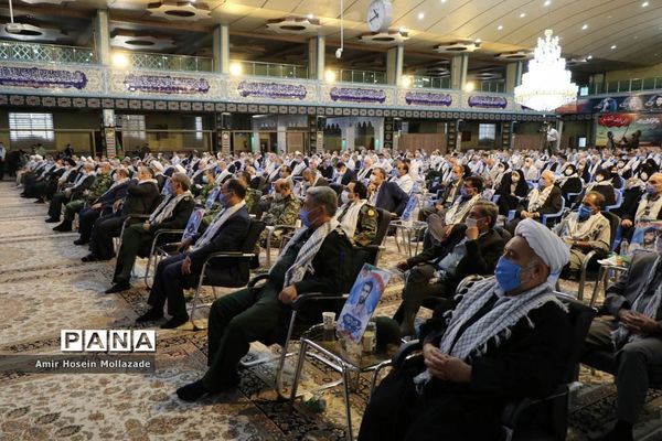 مراسم تجلیل از پیشکسوتان دفاع مقدس در آذربایجان غربی