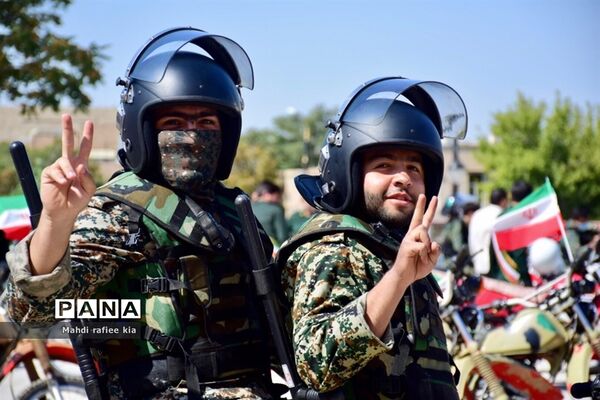آیین تجلیل و تکریم سراسری یک میلیون پیشکسوت دفاع مقدس و مقاومت  در تبریز