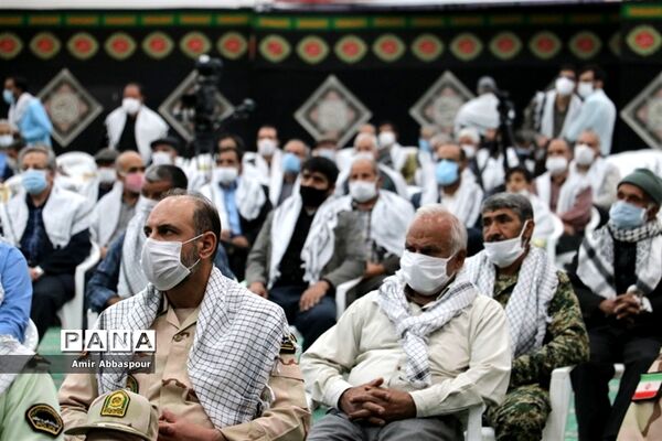 مراسم تجلیل از چهل پیشکسوت دفاع مقدس خراسان جنوبی