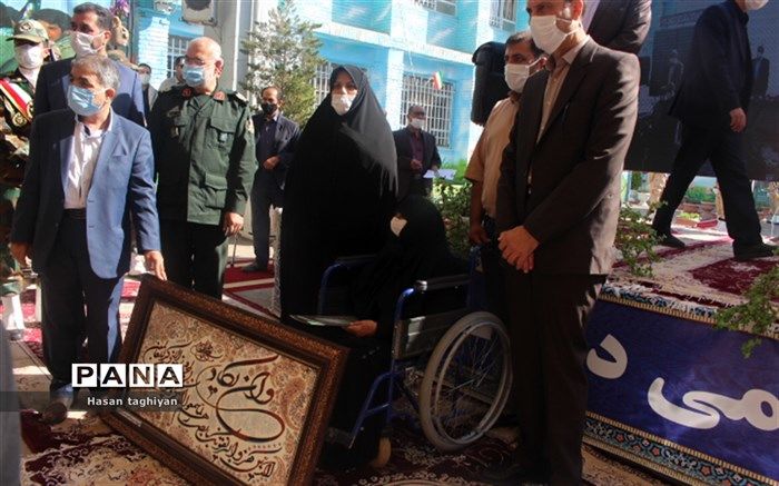 زنگ چهلمین سالگرد دفاع مقدس در استان اصفهان نواخته شد