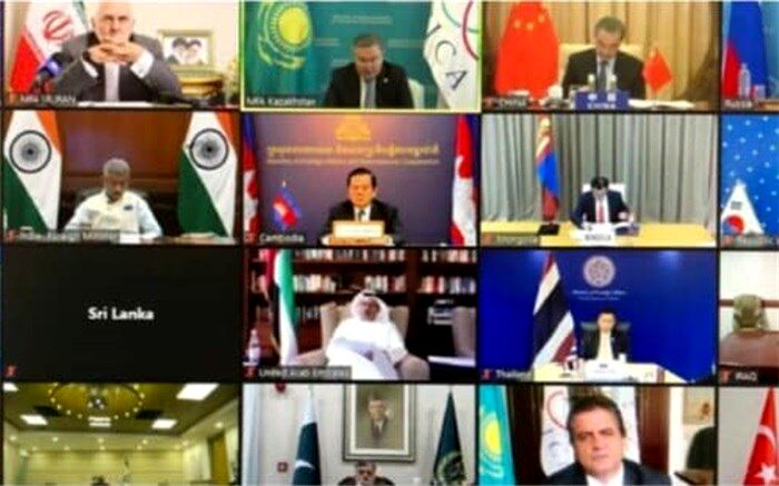 ظریف: باید نجات جان انسان‌ها را برتر از هر چیز دیگری بدانیم