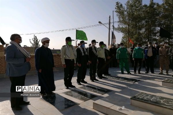 همایش پیاده‌روی مشترک کارکنان ناحیه مقاومت بسیج سپاه و فرماندهی انتظامی شهرستان  خوسف