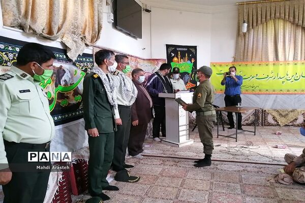 تجلیل از سربازان نمونه ناحیه مقاومت بسیج سپاه و فرماندهی انتظامی شهرستان خوسف