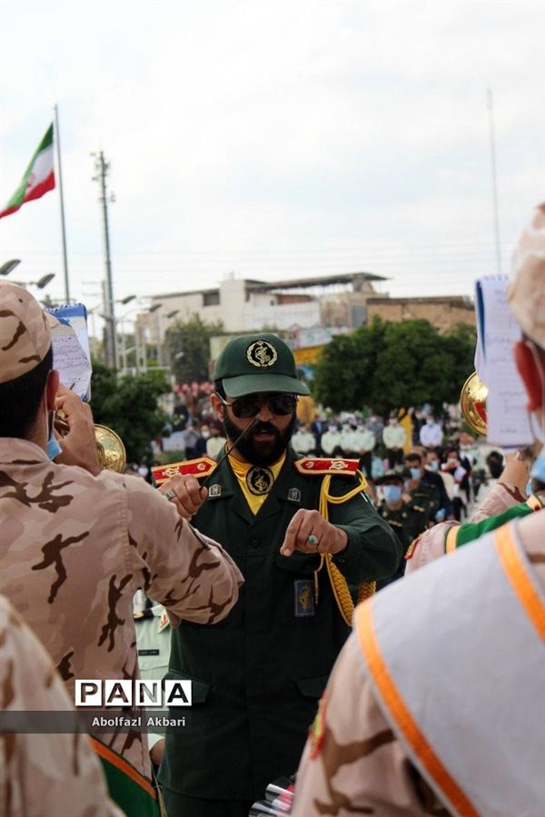 غبارروبی گلزار شهدای شهرستان ساری