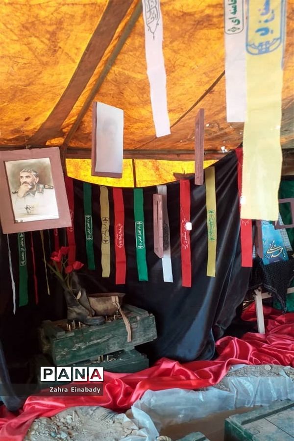 نمایشگاه هفته دفاع مقدس شهرستان ملارد