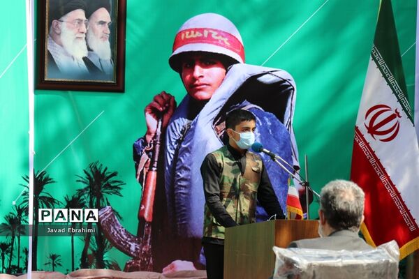 آیین استانی نواختن زنگ ایثار و شهادت در آموزشگاه شاهد فردوسی  ناحیه 2 مشهد