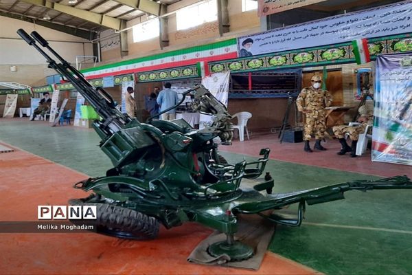 برپایی نمایشگاه دستاوردهای دفاع مقدس در زاهدان