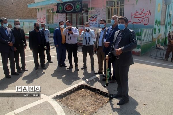 آیین کلنگ زنی و احداث مدرسه 12 کلاسه پسرانه  یوسف صدیق در خاورشهر