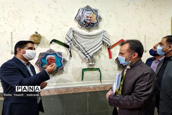 افتتاح نمایشگاه هفته دفاع مقدس در اداره آموزش و پرورش شهرستان امیدیه