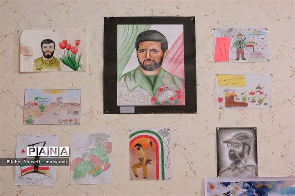 افتتاح نمایشگاه هفته دفاع مقدس در اداره آموزش و پرورش شهرستان امیدیه