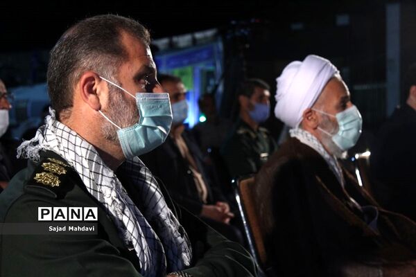 اختتامیه جشنواره شعر دفاع مقدس رازهای ارغوانی