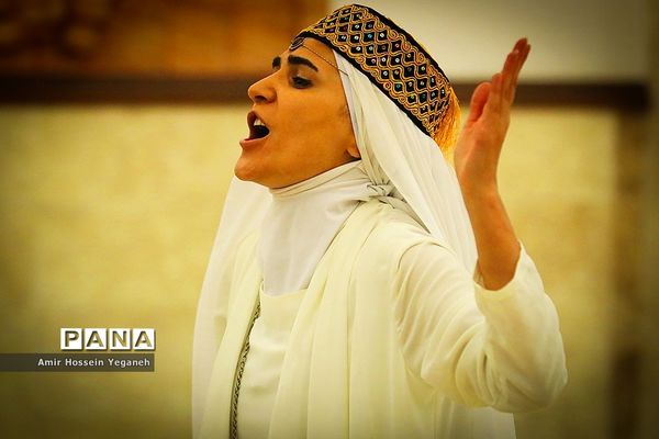 نمایش سرو مجنون در جزیره کیش