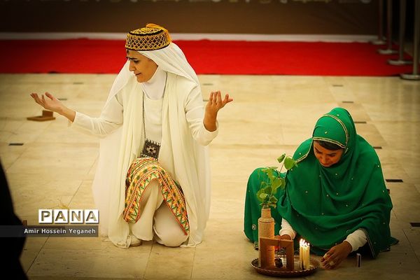 نمایش سرو مجنون در جزیره کیش