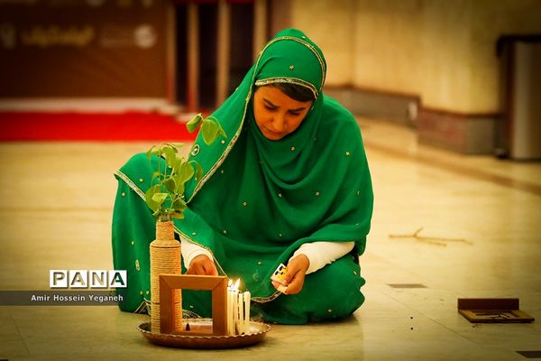 نمایش سرو مجنون در جزیره کیش