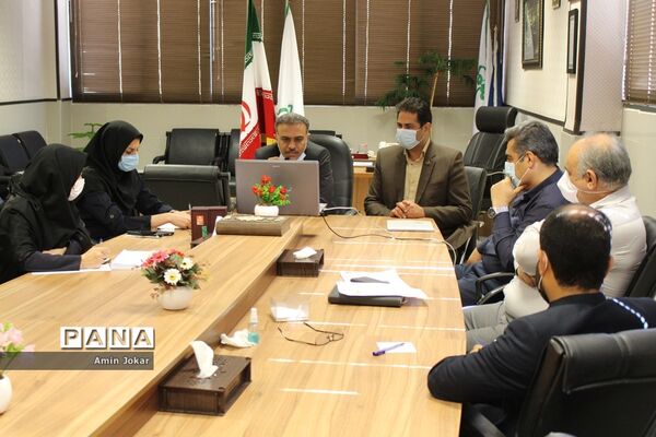 نشست ویدئویی هم اندیشی مدیران ستادی و استانی سازمان های دانش آموزی کشور