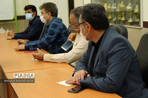 نشست شورای جهادی با حضور معاون پرورشی اداره‌کل آموزش و پرورش خوزستان