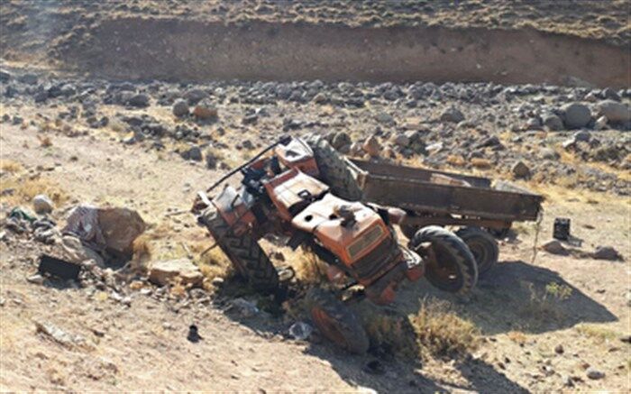 واژگونی مرگبار تراکتور در عجب شیر