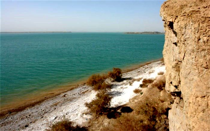 چهارمین حق آبه  تالاب هامون از محل چاه نیمه های زابل رهاسازی شد