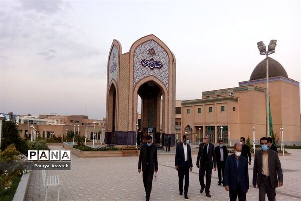 غبارروبی مزار شهدای گمنام